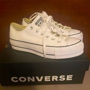 Men 7 women’s 9 platform chuck Taylor’s
